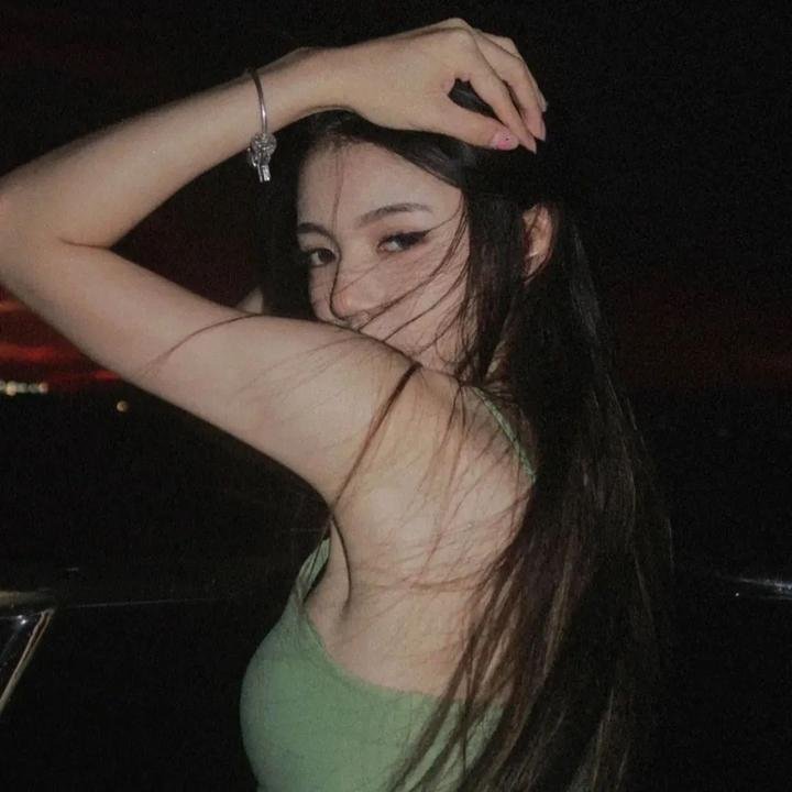 他们在沙漠中灌溉